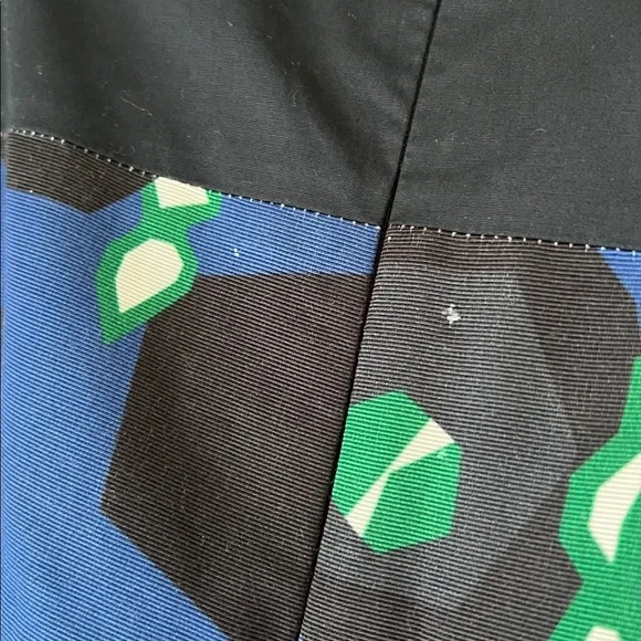 NWF Jil sander navy and black geometric mini lined skirt